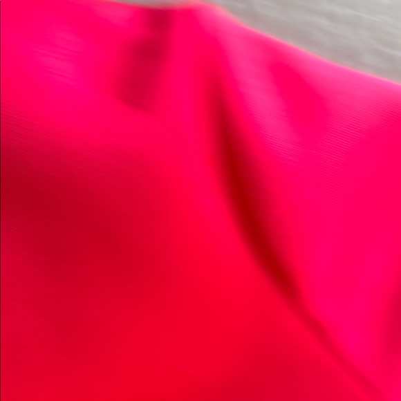 PrettyLittleThing Red High Neck Oriental Short Sleeve Bodysuit - Picture 8 of 9